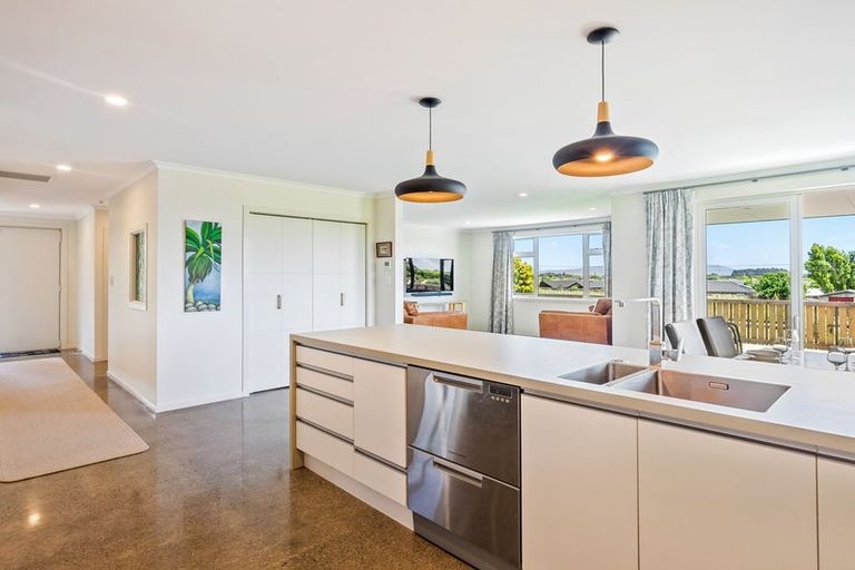 Photo of property in 30 Matenga Street, Waikanae, 5036