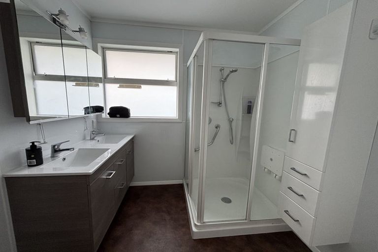 Photo of property in 11 Green Avenue, Levin, 5510