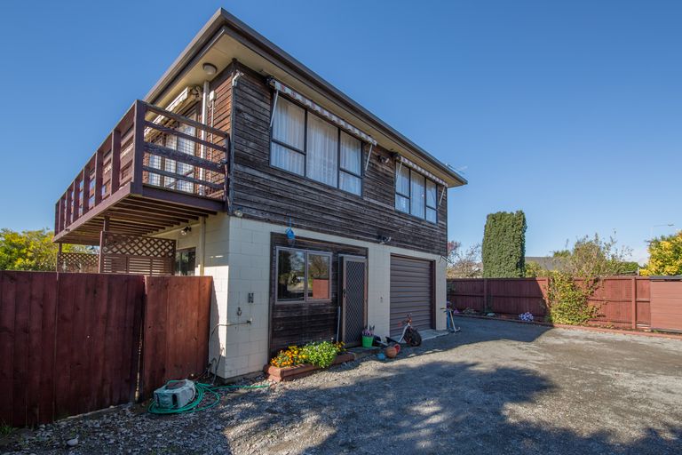 Photo of property in 276 Lake Terrace Road, Shirley, Christchurch, 8061