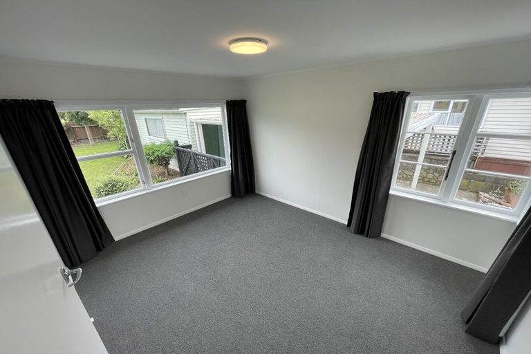 Photo of property in 14 Heath Street, Wainuiomata, Lower Hutt, 5014
