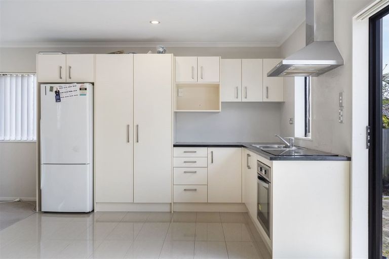 Photo of property in 371 Bucklands Beach Road, Bucklands Beach, Auckland, 2012