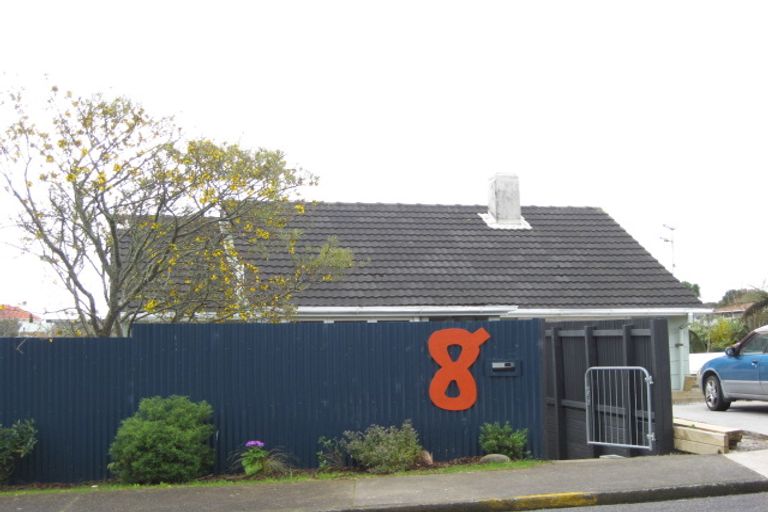 Photo of property in 8 Parsons Street, Vogeltown, New Plymouth, 4310