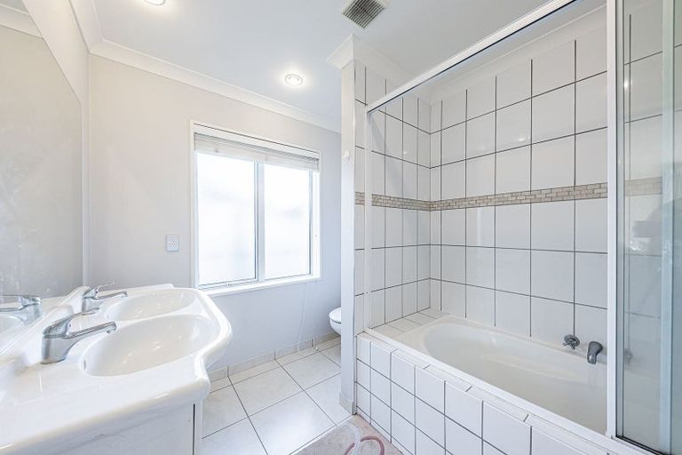 Photo of property in 57 Westpark Drive, Burnside, Christchurch, 8053