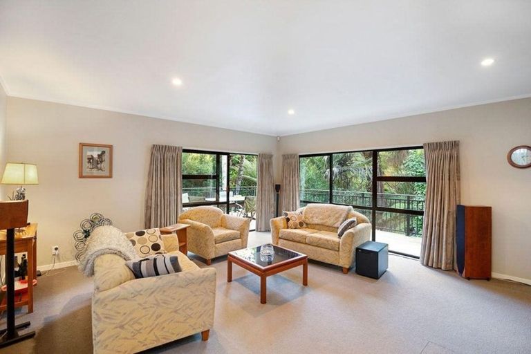 Photo of property in 22 Waima Crescent, Titirangi, Auckland, 0604