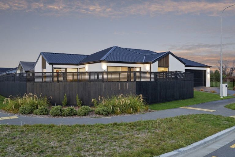 Photo of property in 2 Arapawa Street, Belfast, Christchurch, 8051