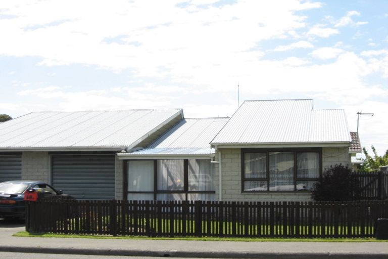 Photo of property in 58a Bush Street, Rangiora, 7400
