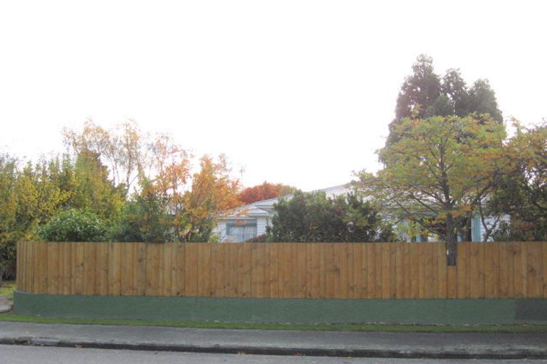 Photo of property in 110 Vagues Road, Northcote, Christchurch, 8052