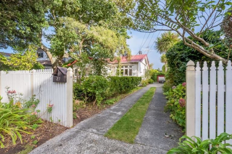 Photo of property in 27 Trafalgar Street, Waiwhetu, Lower Hutt, 5010