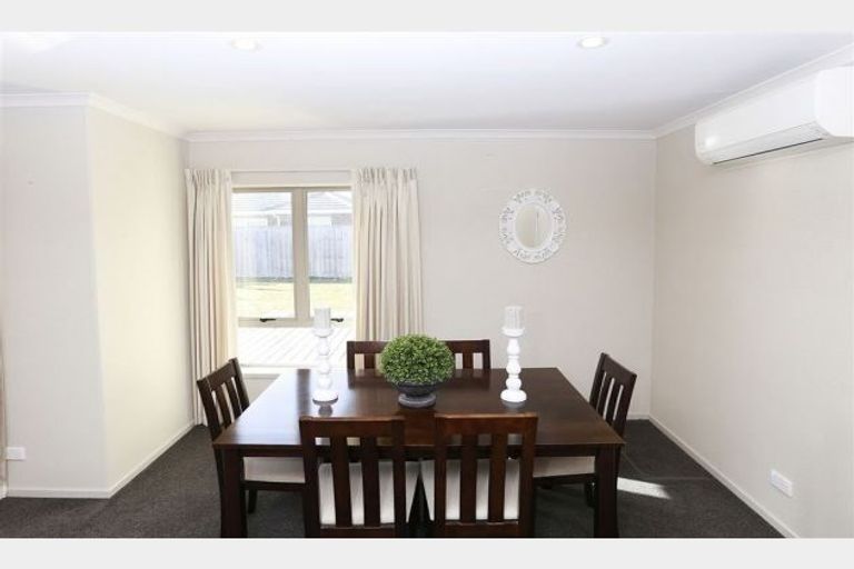 Photo of property in 14 Hector Drive, Rototuna North, Hamilton, 3210
