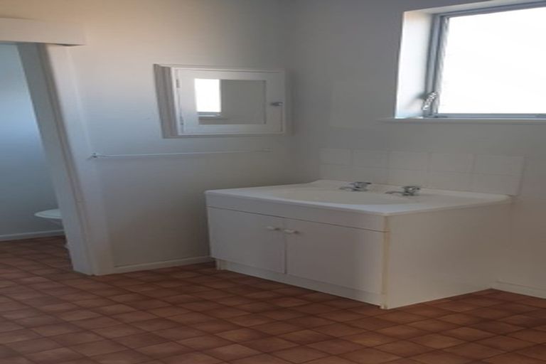 Photo of property in 24a Parklands Drive, Karori, Wellington, 6012