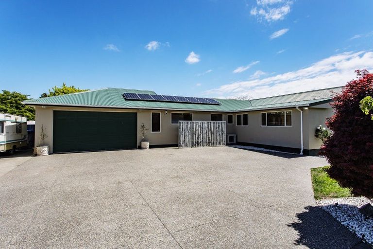 Photo of property in 232 Lake Terrace Road, Shirley, Christchurch, 8061