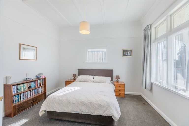 Photo of property in 11 Waterhouse Street, Taradale, Napier, 4112