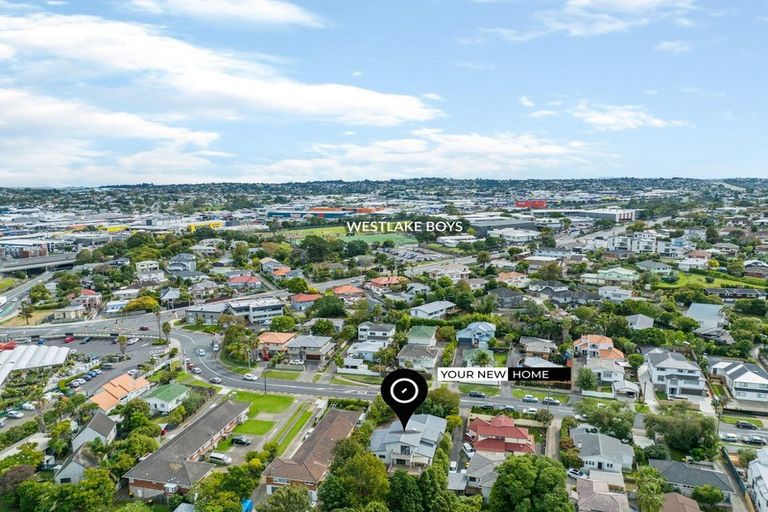 Photo of property in 14 Nile Road, Milford, Auckland, 0620