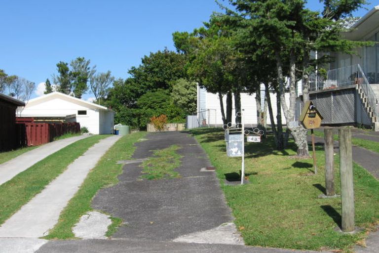 Photo of property in 43 Cutler Street, New Lynn, Auckland, 0600