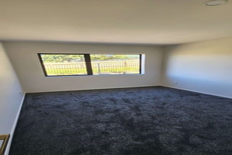 Photo of property in 29 Korokio Lane, Henderson, Auckland, 0612