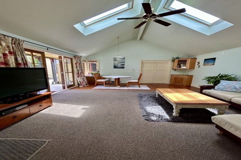 Photo of property in 104 Nile Street, Nelson, 7010