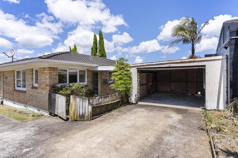 Photo of property in 1/15 Rotoiti Avenue, Pakuranga Heights, Auckland, 2010