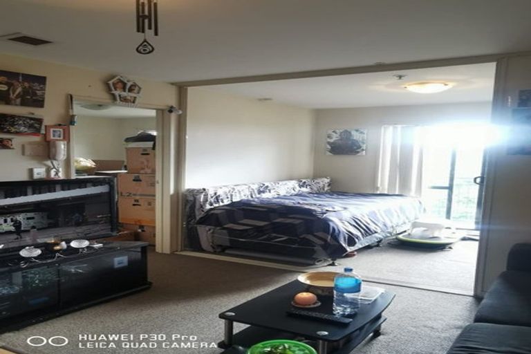 Photo of property in 5d/17 Crown Lynn Place, New Lynn, Auckland, 0600