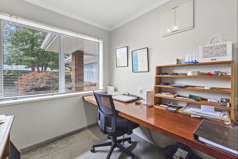 Photo of property in 11a La Trobe Place, Utuhina, Rotorua, 3015