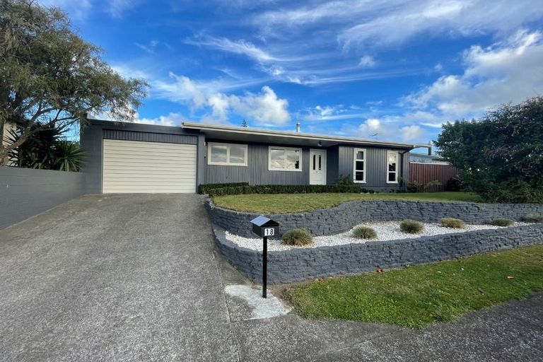 Photo of property in 18 Penrod Drive, Bell Block, New Plymouth, 4312