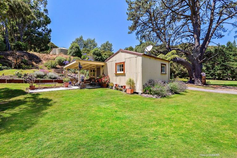 Photo of property in 747 Tora Road, Tora, Martinborough, 5782