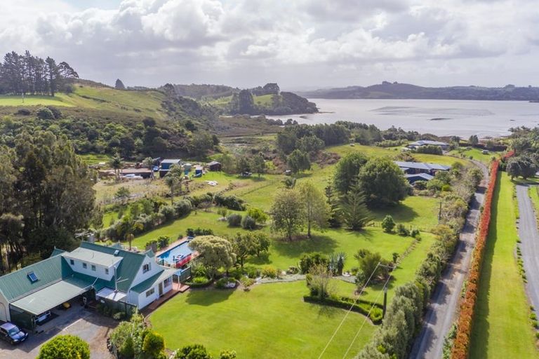 Photo of property in 98 Edmonds Road, Kerikeri, 0293