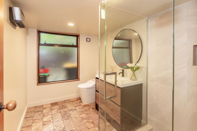 Photo of property in 33 O'connor Place, Burnside, Christchurch, 8053