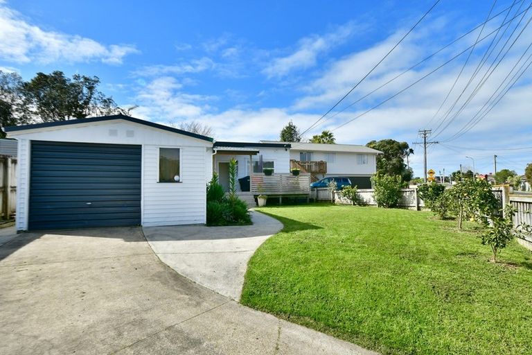 Photo of property in 2 Matai Road, Stanmore Bay, Whangaparaoa, 0932