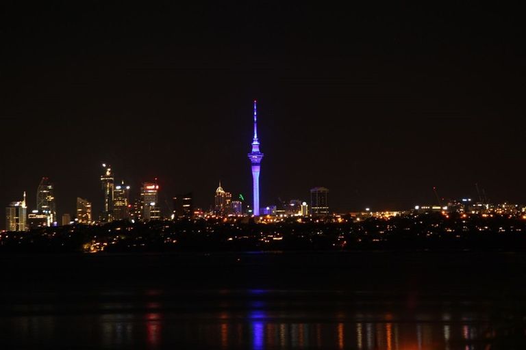 Photo of property in 8 Kawai Rise, Te Atatu Peninsula, Auckland, 0610