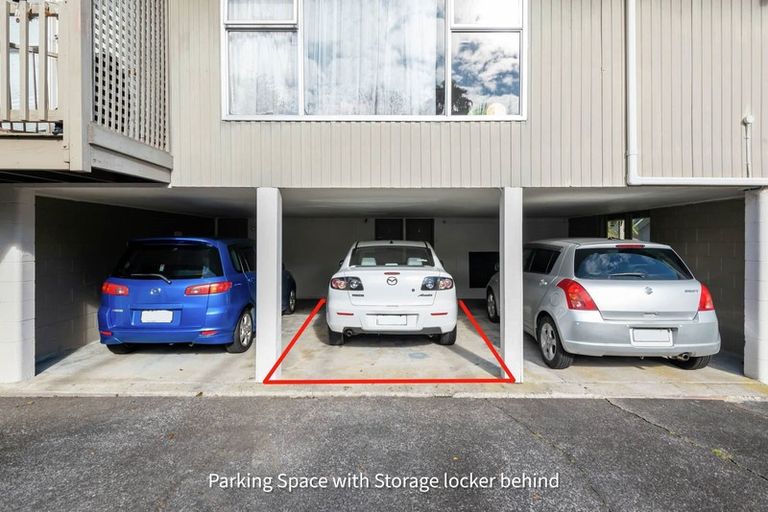 Photo of property in 2/35 Patons Road, Howick, Auckland, 2014