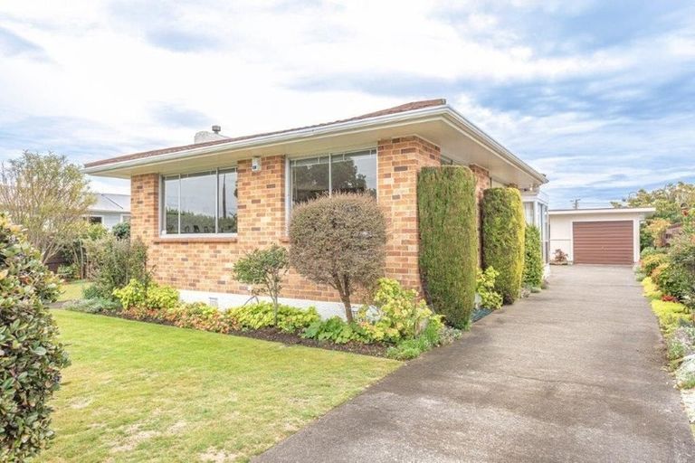 Photo of property in 74 Fitzherbert Avenue, Tawhero, Whanganui, 4501