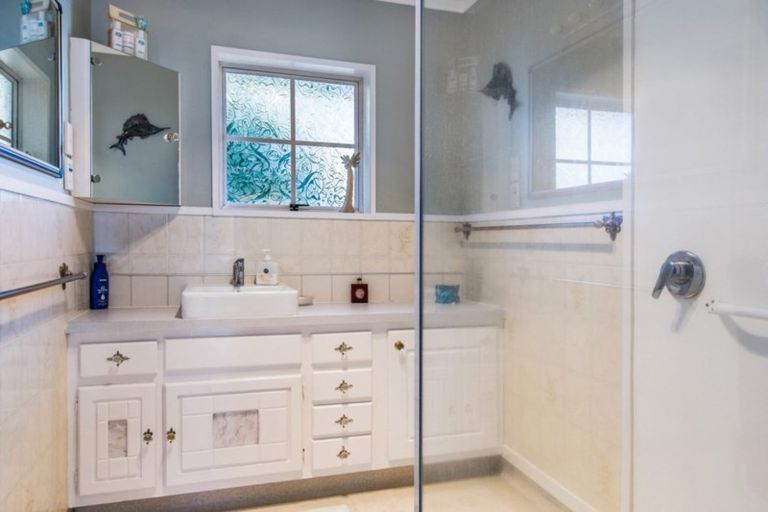 Photo of property in 71 Studholme Street, Morrinsville, 3300