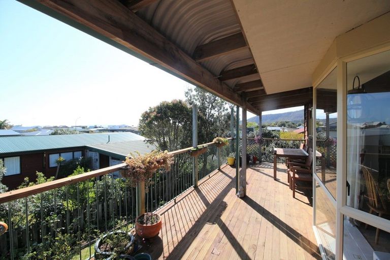Photo of property in 119 Castle View Road, Matarangi, Whitianga, 3592