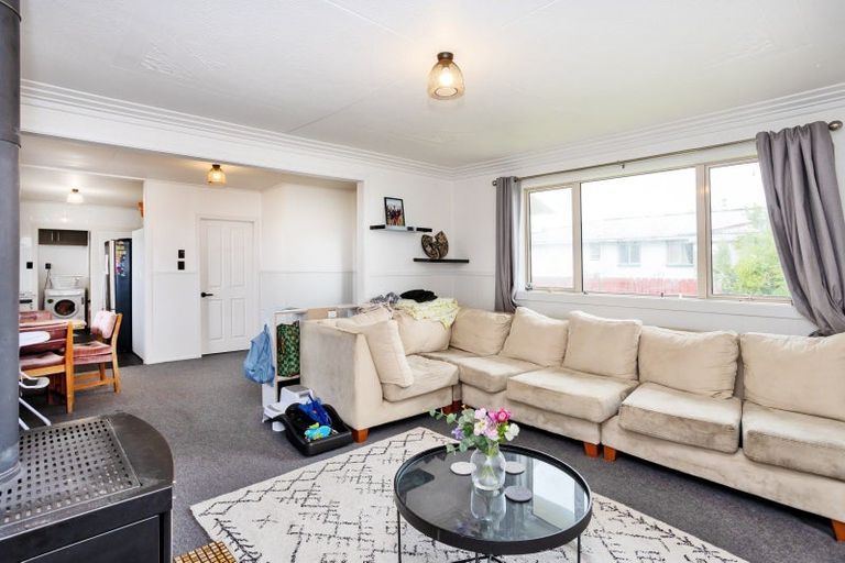 Photo of property in 210 Bay Road, Grasmere, Invercargill, 9810