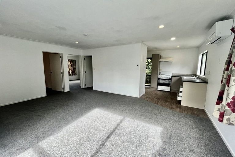 Photo of property in 56 Christmas Road, Manurewa, Auckland, 2102