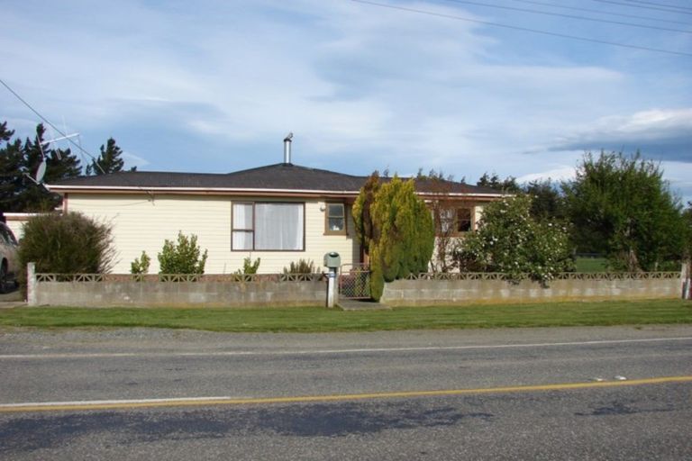 Photo of property in 36 Clifden Highway, Tuatapere, 9620