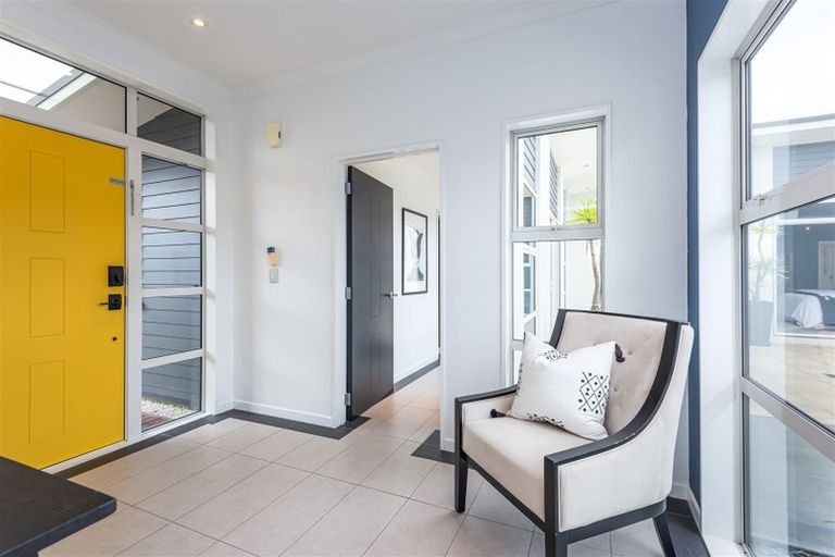 Photo of property in 28 James Hight Drive, Halswell, Christchurch, 8025