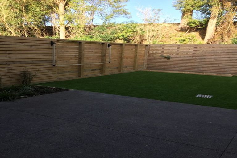 Photo of property in 5a Breakwater Way, Whitby, Porirua, 5024