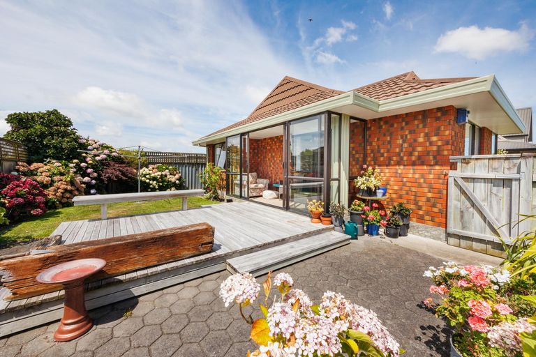 Photo of property in 70 North Street, Palmerston North, 4410