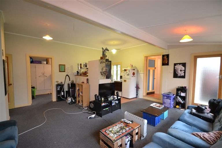 Photo of property in 116 Tasman Street, Nelson, 7010