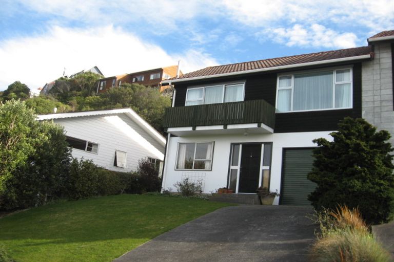 Photo of property in 7 Paparata Street, Karori, Wellington, 6012