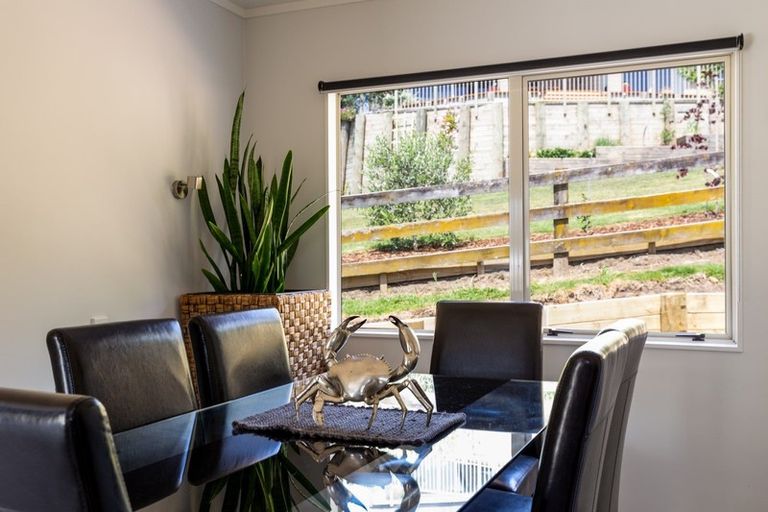 Photo of property in 181f Omokoroa Road, Omokoroa, 3114