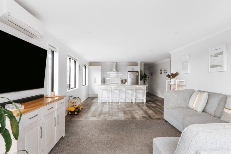 Photo of property in 7 Tamapahore Boulevard, Papamoa Beach, Papamoa, 3118