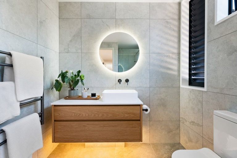 Photo of property in 26 Ngaiwi Street, Orakei, Auckland, 1071