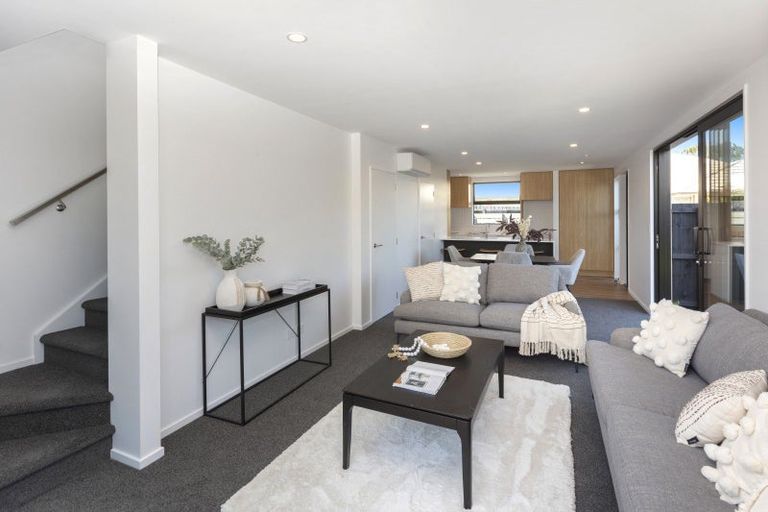 Photo of property in 2/46 Division Street, Riccarton, Christchurch, 8041