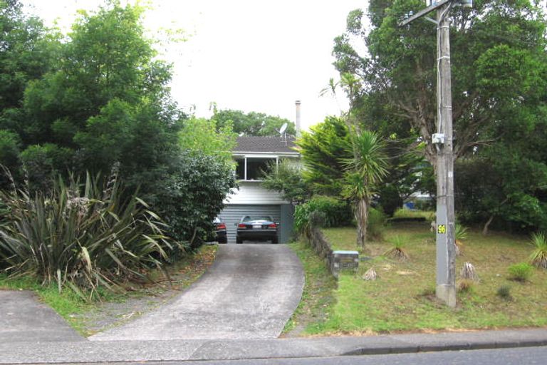 Photo of property in 96 Millbrook Road, Sunnyvale, Auckland, 0612