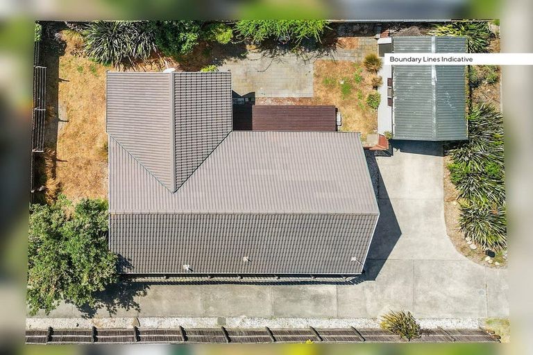 Photo of property in 23 James Drive, Woodend, 7610