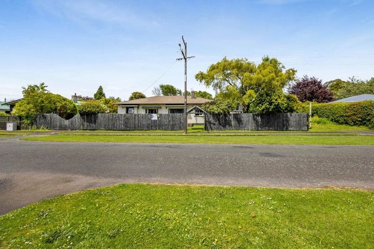 Photo of property in 9 Bridger Place, Eltham, 4322