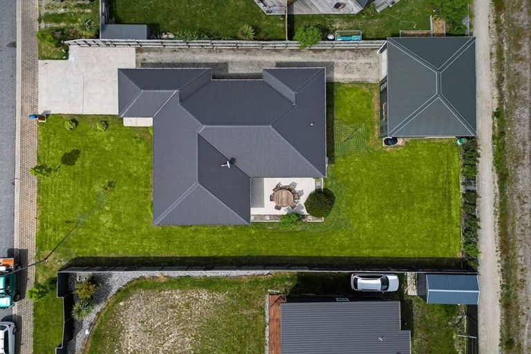 Photo of property in 40 Little Maude Drive, Lake Hawea, Wanaka, 9382