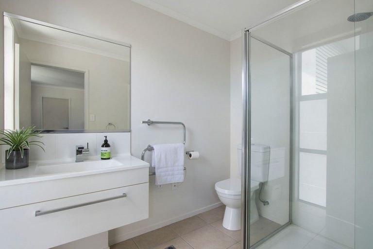 Photo of property in 27 Tory Way, Omokoroa, 3114